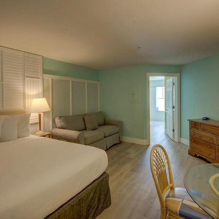 Lighthouse Resort: Inn & Suites Форт Майерс Бийч Екстериор снимка